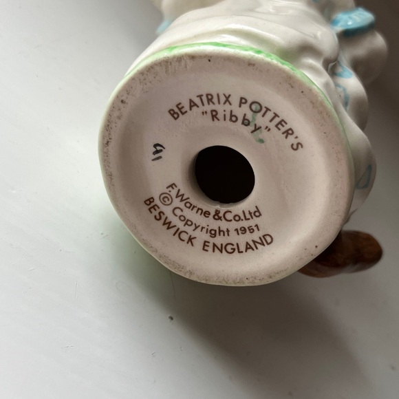 Beatrix Potter Beswick F. Warne RIBBY Figurine with Pink and Brown Accents - Picture 2 of 4